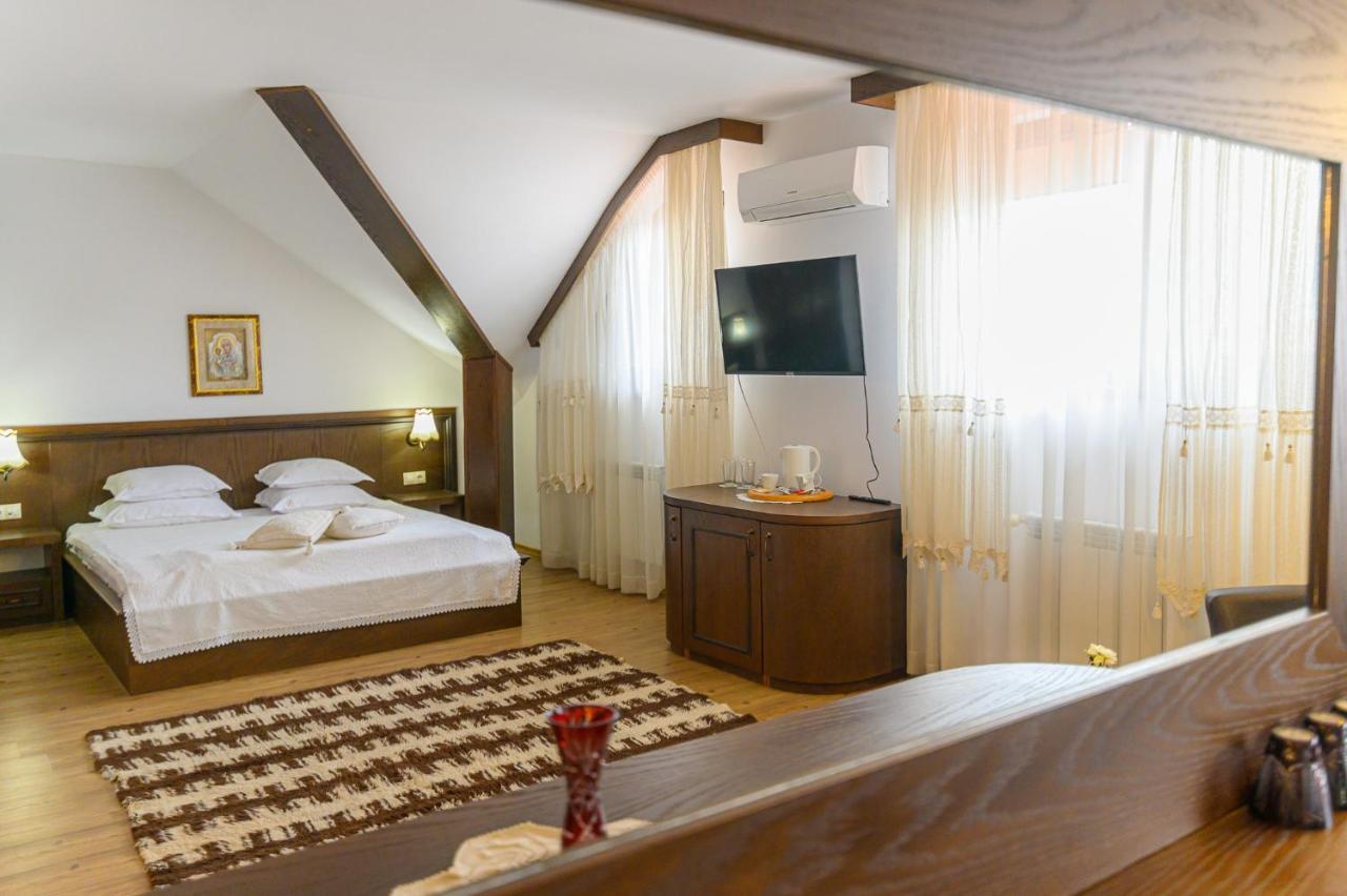 Boutique Hotel L Do Rado Sofia Exterior photo